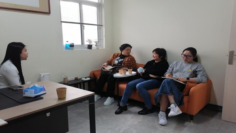 小标题：选择机构，关注这些关键指标